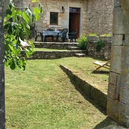 Vakantiehuis Maison Perigourdine Authentique, 3 Chambres, Jardin, Wifi, Animaux Bienvenus, Proche Salignac-eyvigues - Fr-1-616-152 Borrèze