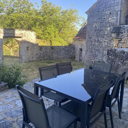 Maison Du Xive Siècle Avec Wifi Et Animaux Admis Près De Sarlat - Fr-1-616-152 Hébergement de vacances *